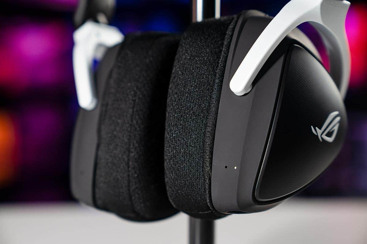 ASUS ROG Delta S Wireless Gaming Headset 54